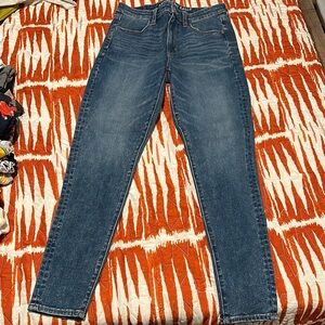 American Eagle Light Blue Stretch Jeans